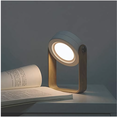 Wooden Handle Telescopic LED Lamp